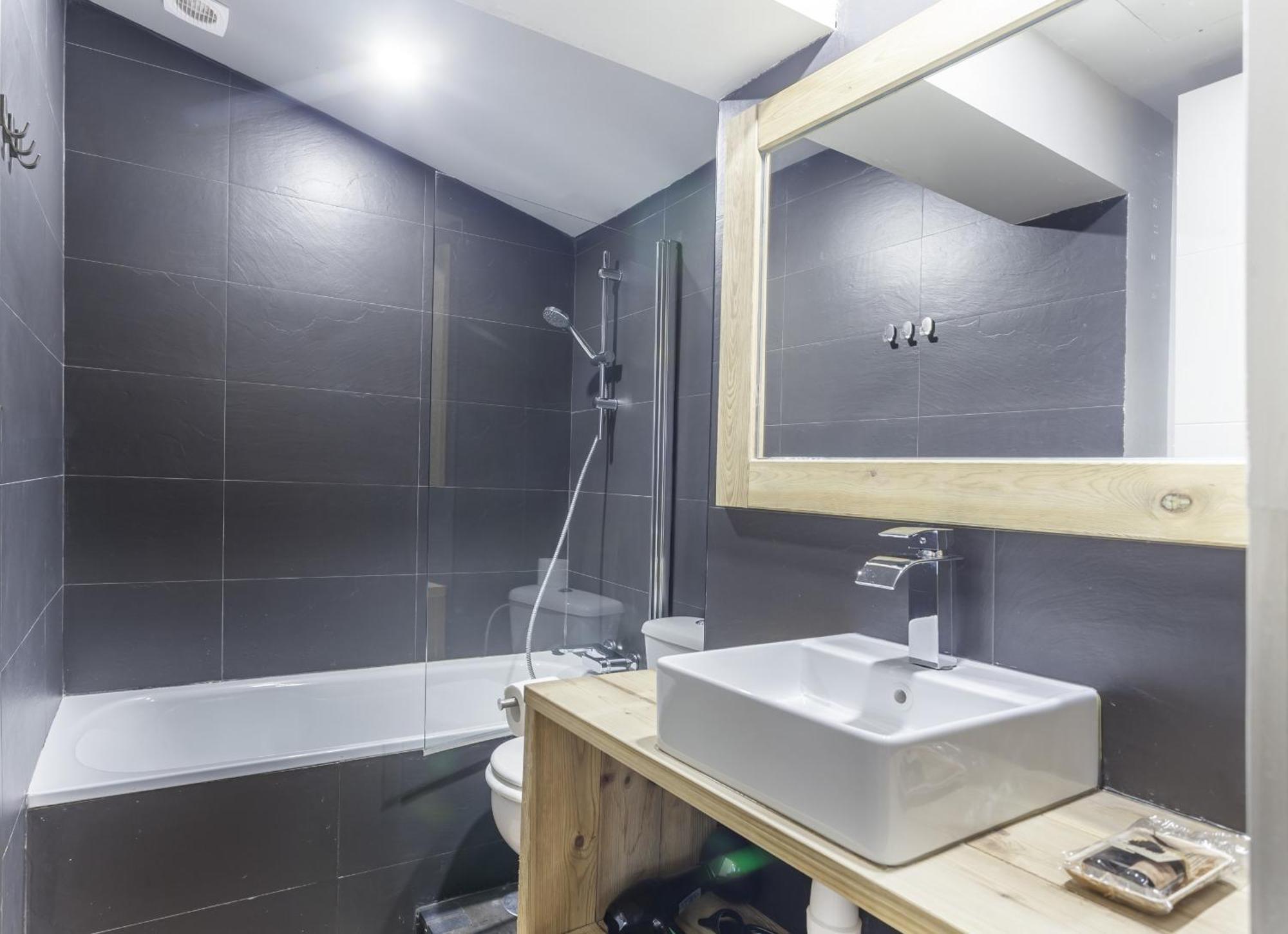 Апартаменты Apartamento Auditorio En Мадрид Экстерьер фото